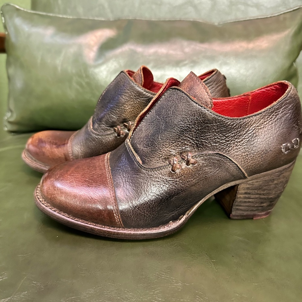 Women’s Bed Stu Distressed Brown Leather Booties Size 6.5